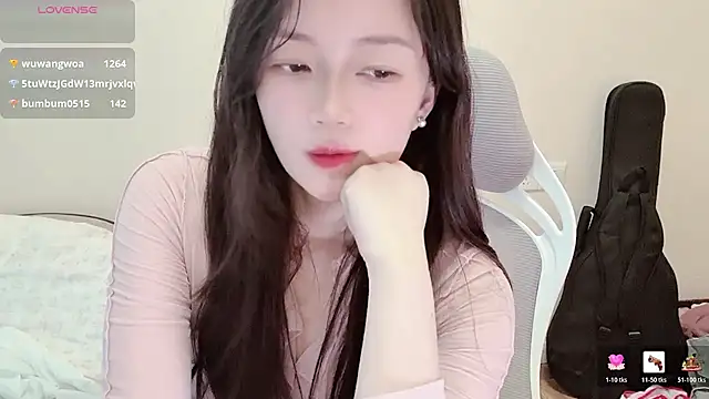 jinxiyao01 XXX чат на живо