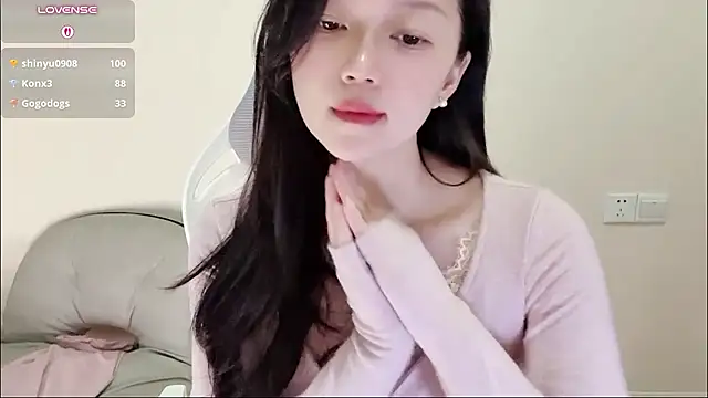 jinxiyao01 Adlı Modelin Canlı XXX Sohbeti