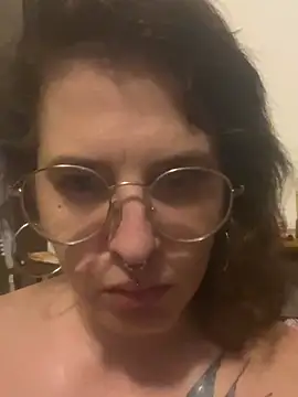 הופעת וובקאם של Xlilli69X