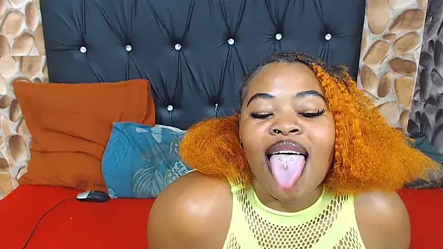 BadAss_Bee – Live XXX-chat
