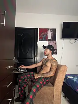 Kenny_romanoのウェブカメラショー