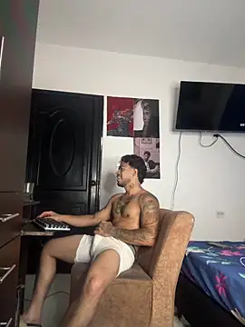 Show de Kenny_romano na webcam