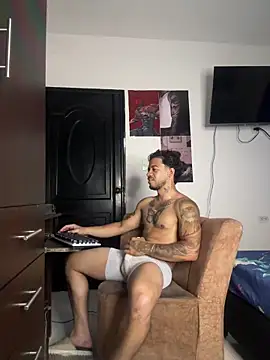 Show de Kenny_romano na webcam