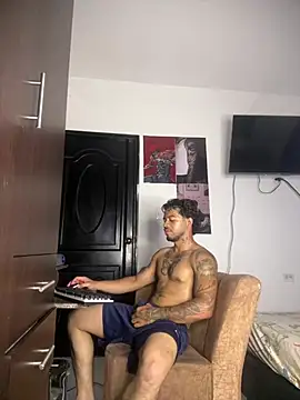 Show de Kenny_romano na webcam