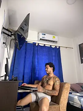 Show de Kenny_romano na webcam