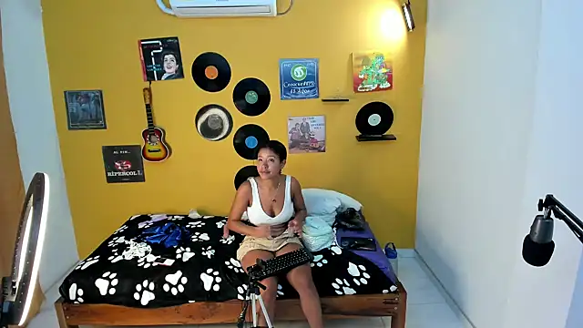 Chat XXX ao vivo de lilithevil32