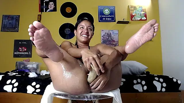 lilithevil32 লাইভ XXX চ্যাট