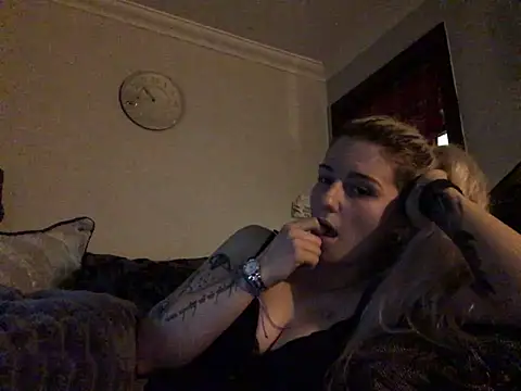 xxamyleighxx's Webcam Show