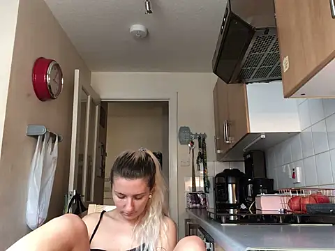 Pertunjukan Kamera Web xxamyleighxx