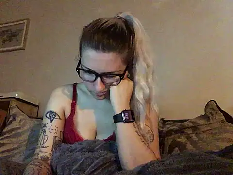 Chat +18 de xxamyleighxx ao vivo