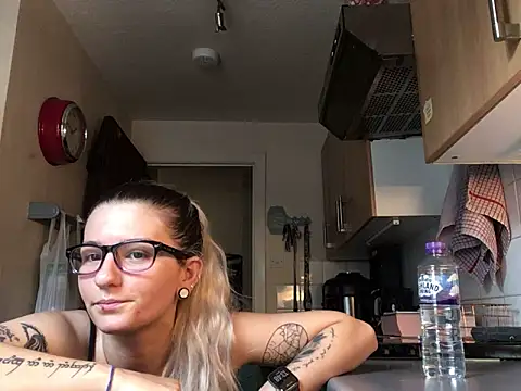 xxamyleighxx élő XXX-chatje