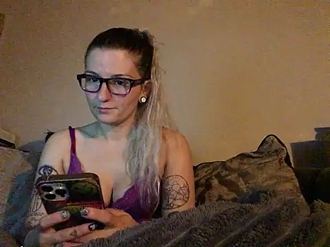 XXX chat uživo modela xxamyleighxx