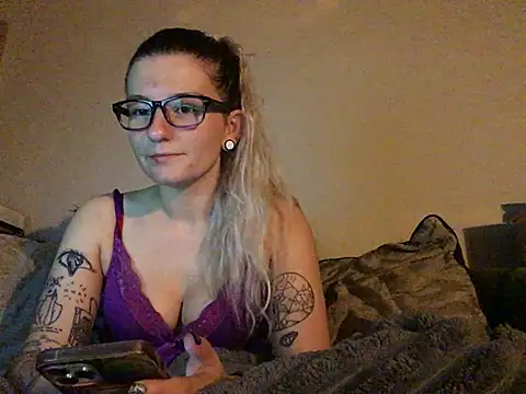 xxamyleighxx Adlı Modelin Canlı XXX Sohbeti