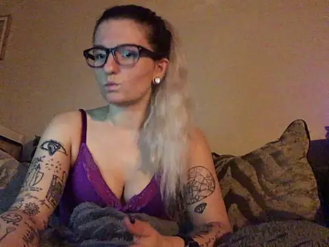 xxamyleighxx Adlı Modelin Canlı XXX Sohbeti