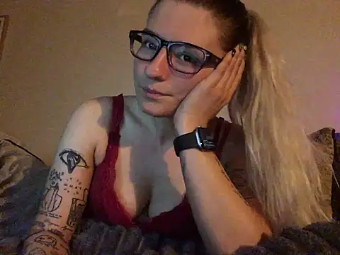 xxamyleighxx 现场XXX聊天