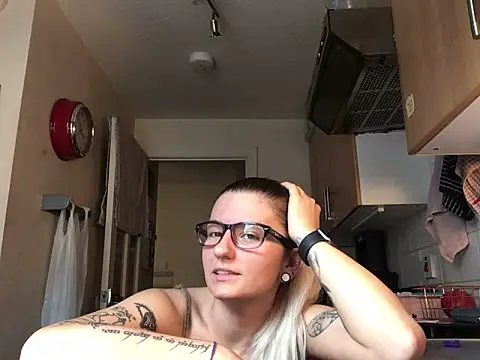 xxamyleighxx Adlı Modelin Canlı XXX Sohbeti