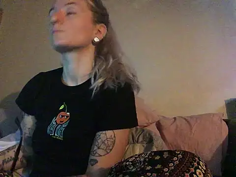xxamyleighxx Adlı Modelin Canlı XXX Sohbeti