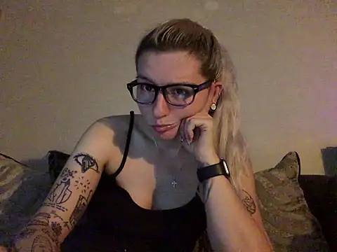 Chat +18 de xxamyleighxx ao vivo