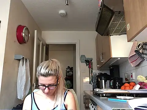 XXX chat uživo modela xxamyleighxx