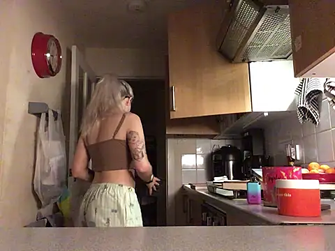 צ'אט XXX בשידור חי של xxamyleighxx