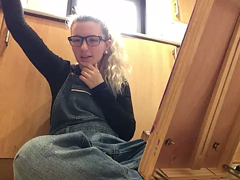 xxamyleighxx Adlı Modelin Canlı XXX Sohbeti