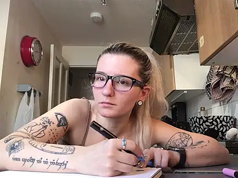 הופעת וובקאם של xxamyleighxx