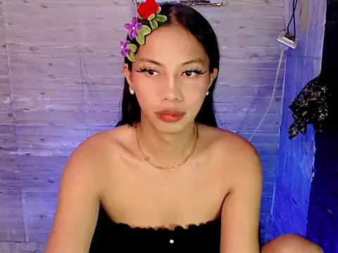 April_Slut29 Show in webcam
