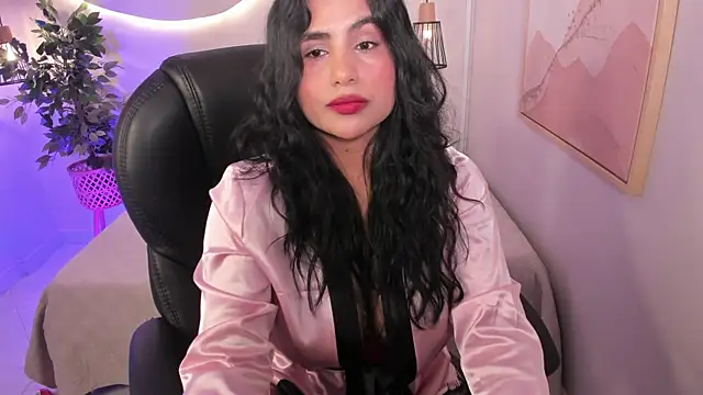 Mara__05's Live XXX Chat