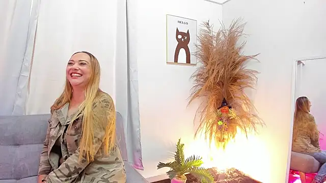 KahiaSmith's Live XXX Chat