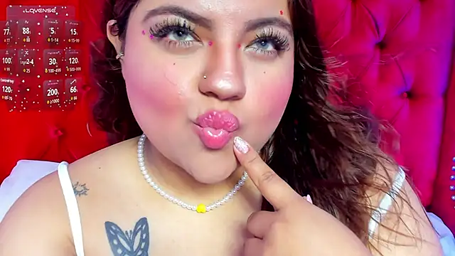 SunnyHoney_ Adlı Modelin Canlı Sohbet Odası