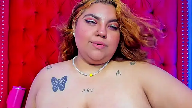 SunnyHoney_: διαδικτυακό σόου στην κάμερα