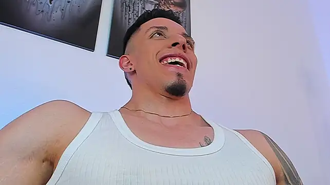 Angelo_Varek – webcam-show