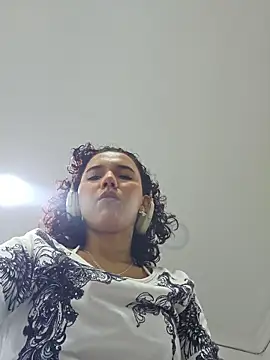 Isabella_Stark লাইভ চ্যাট রুম