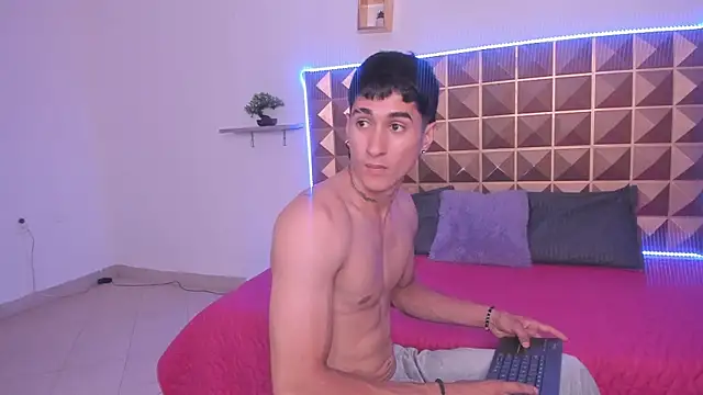 Dark_Valentino_ Show Webcam