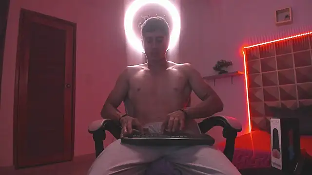 عرض كام Dark_Valentino_