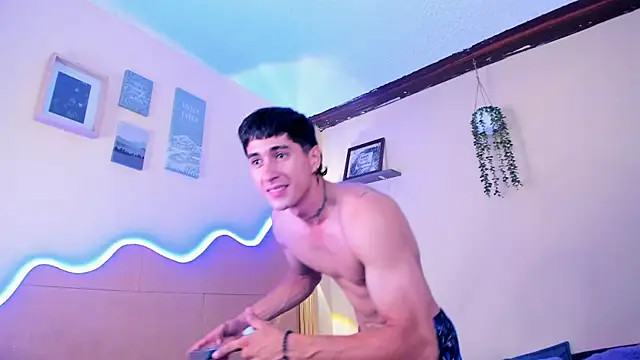 Dark_Valentino_ Pertunjukan Webcam
