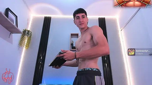 Dark_Valentino_: вебкам-шоу