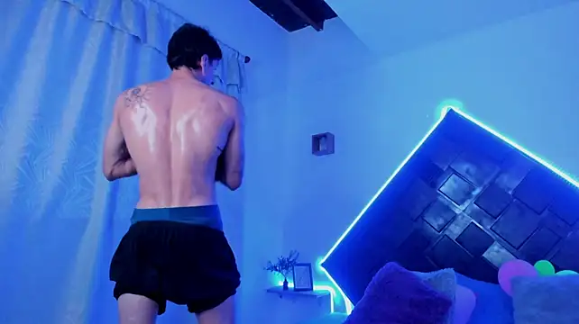 Dark_Valentino_n Webbikameraesitys