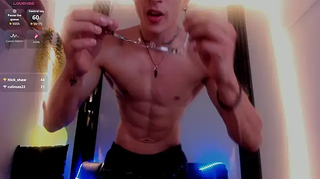 Dark_Valentino_ Show Webcam