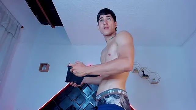 XXX chat uživo modela Dark_Valentino_
