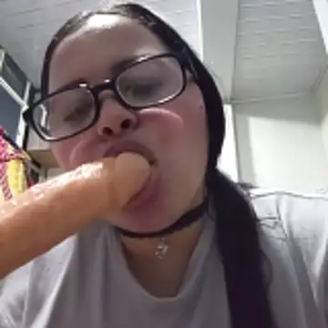 violetapeeveet's Webcam Show