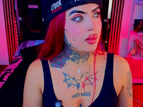 LauriInk1 webcam show