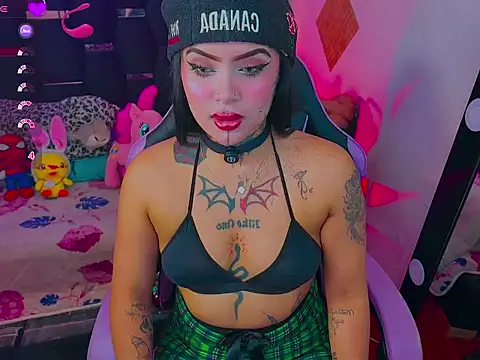 LauriInk1 Webcamshow