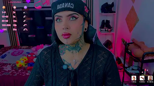 LauriInk1 Chat XXX in diretta