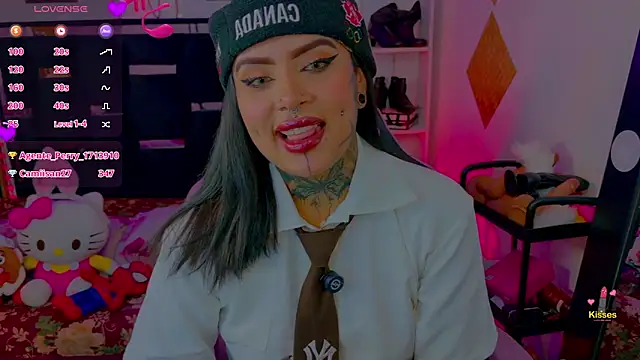 LauriInk1's Webcam Show