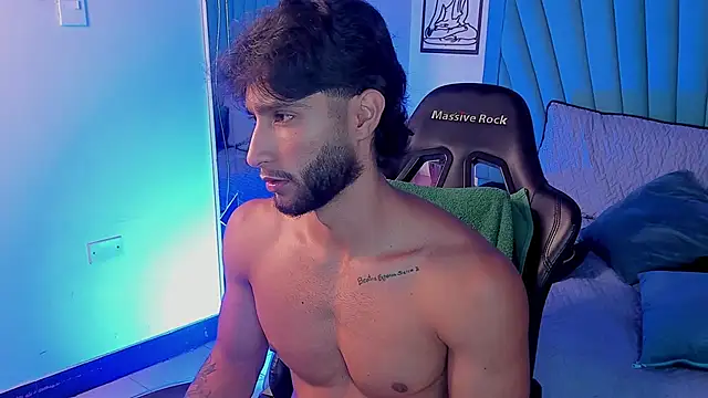Emmet_CollinsJS Show Webcam