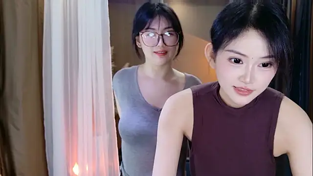 Banana-Milk69 webcam show