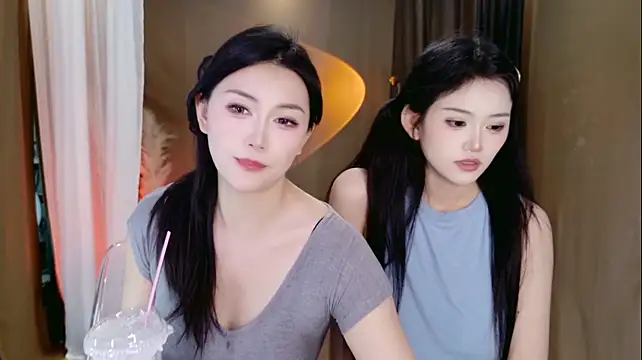 Banana-Milk69 网络视讯表演