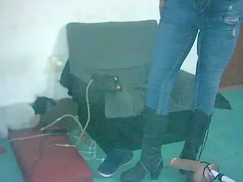 naomitrans32's Webcam Show