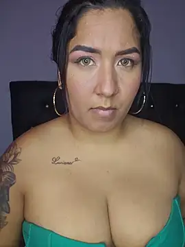 Iam_Ambar Show in webcam